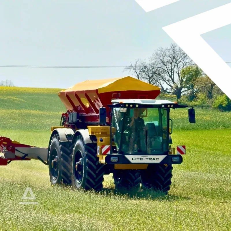 Samojízdný nosič nástaveb LITE-TRAC+ K135XE-SC