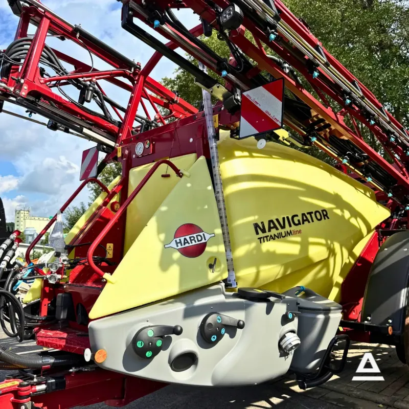 NÁVĚSNÝ POSTŘIKOVAČ HARDI NAVIGATOR 4000/24 DELTA
