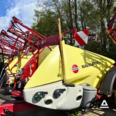 NÁVĚSNÝ POSTŘIKOVAČ HARDI NAVIGATOR 3000/18  EAGLE