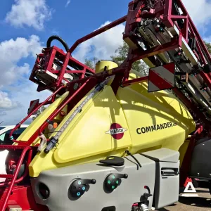NÁVĚSNÝ Postřikovač HARDI COMMANDER 4500/24 TWIN