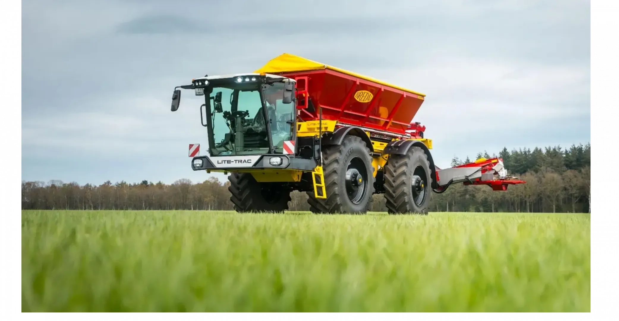 <small>Univerzální řešení</small>Samojízdný nosič<br>nástaveb