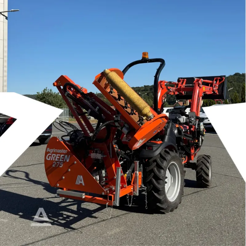 TRAKTOR TAFE 6028 M s čelním nakladačem TAFE TL25S – 2