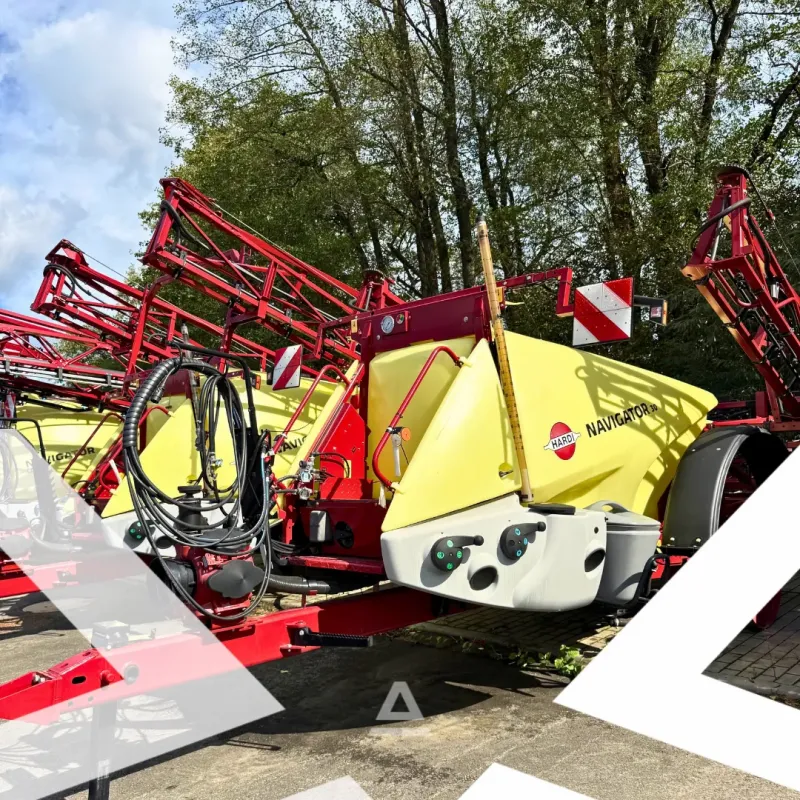 NÁVĚSNÝ POSTŘIKOVAČ HARDI NAVIGATOR 3000/18  EAGLE – 3