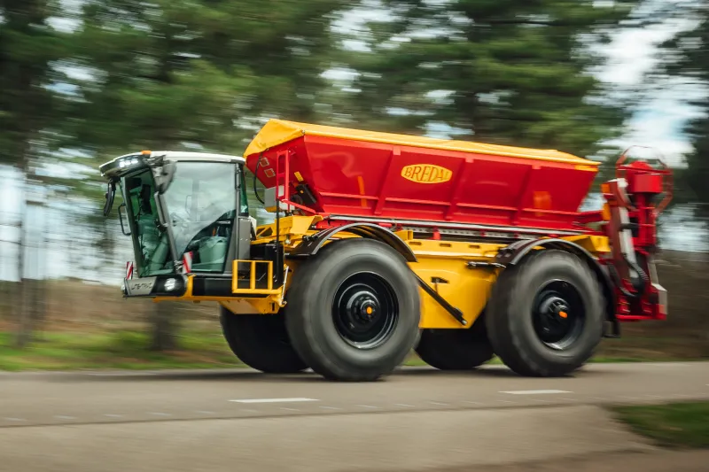 Samojízdný nosič nástaveb LITE-TRAC+ K135XE-SC – 8